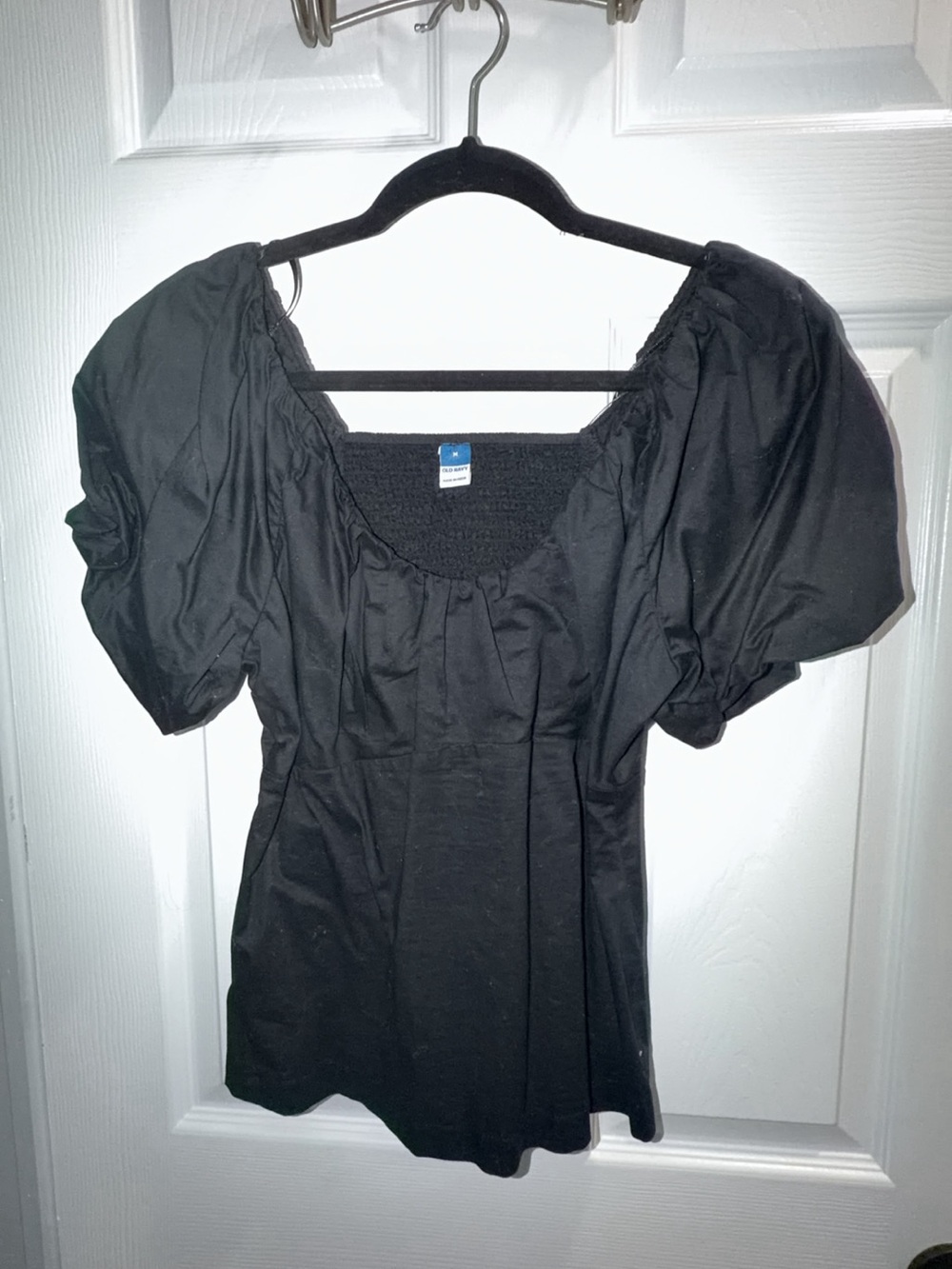 Old Navy Black Puff-Sleeve Square-Neck Top